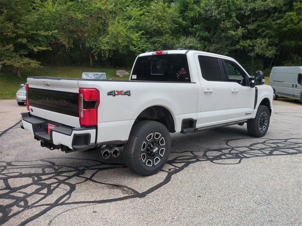 2026 Ford F-250 Platinum photo 3