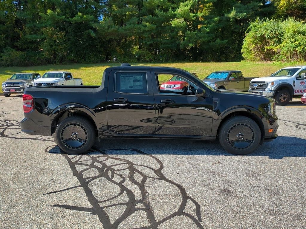 New 2025 Ford Maverick Lobo Standard Truck SuperCrew