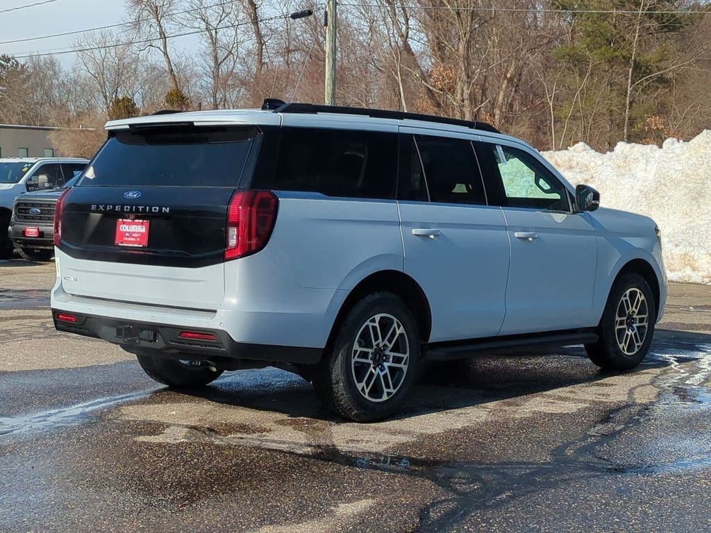 New 2026 Ford Expedition Active SUV