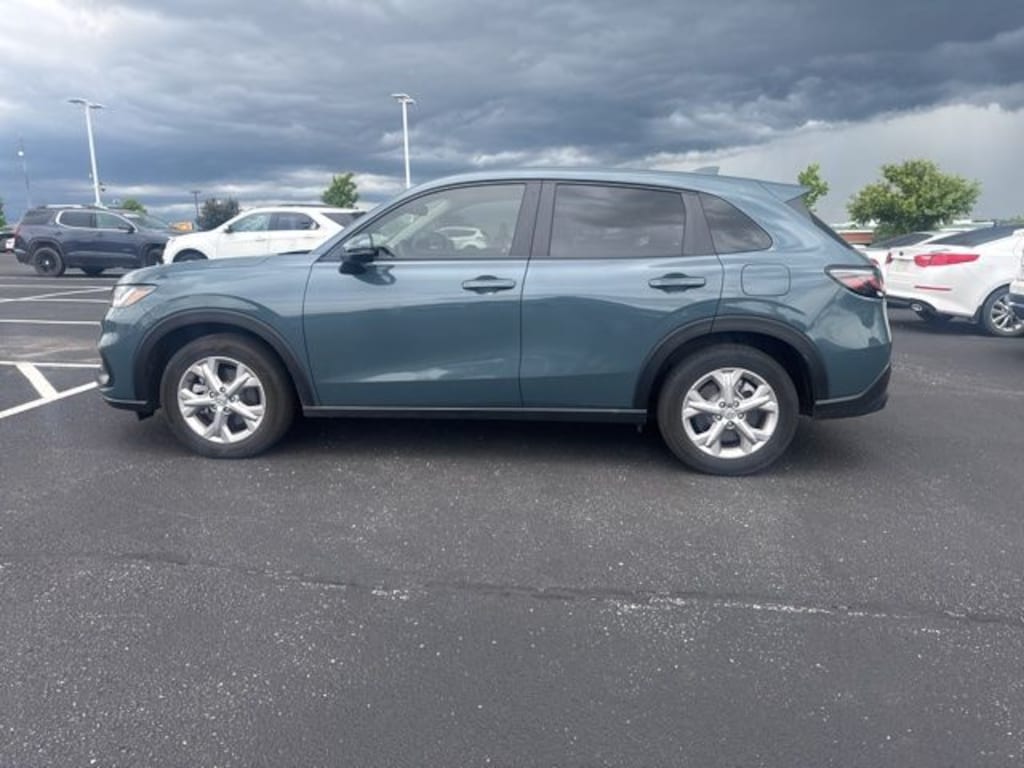 Certified 2025 Honda HR-V LX SUV