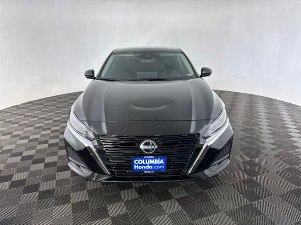 Used 2023 Nissan Altima 2.5 SL Sedan