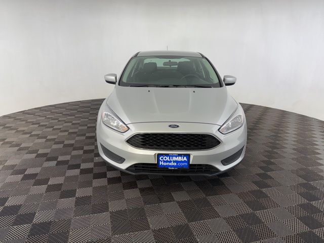 2018 Ford Focus SE photo 2