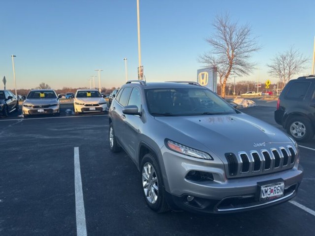 Used 2015 Jeep Cherokee Limited SUV