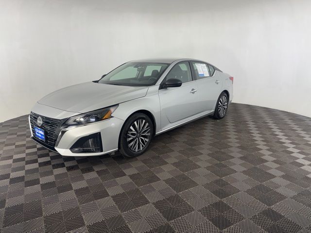 2024 Nissan Altima 2.5 SV photo 3