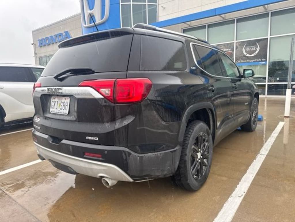Used 2018 GMC Acadia SLT-1 SUV