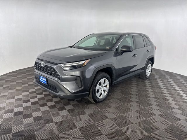 2024 Toyota RAV4 LE photo 2