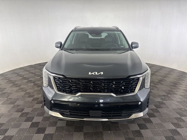 2024 Kia Sorento S photo 2
