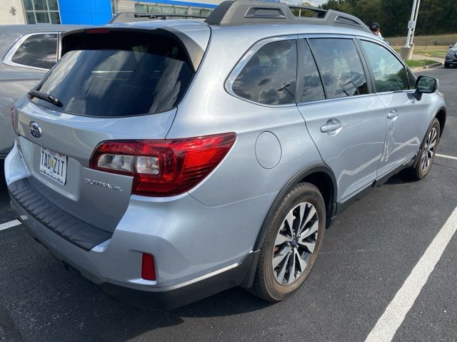 2015 Subaru Outback 2.5i photo 3