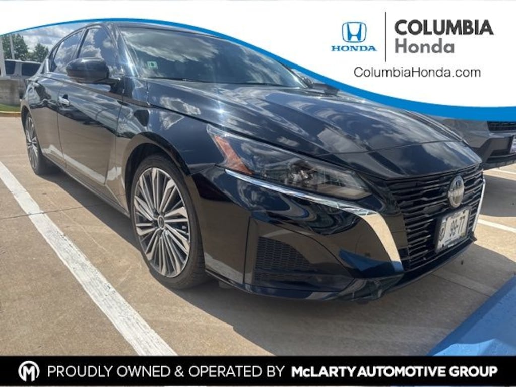 Used 2023 Nissan Altima 2.5 SL Sedan