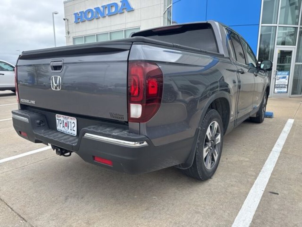Used 2017 Honda Ridgeline RTL-T Truck