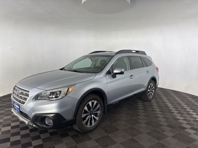 2015 Subaru Outback 2.5i Limited photo 3