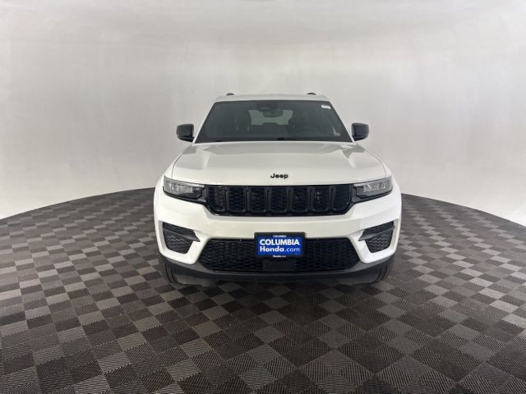 Used 2024 Jeep Grand Cherokee Altitude X SUV