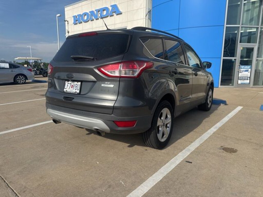 Used 2015 Ford Escape SE SUV