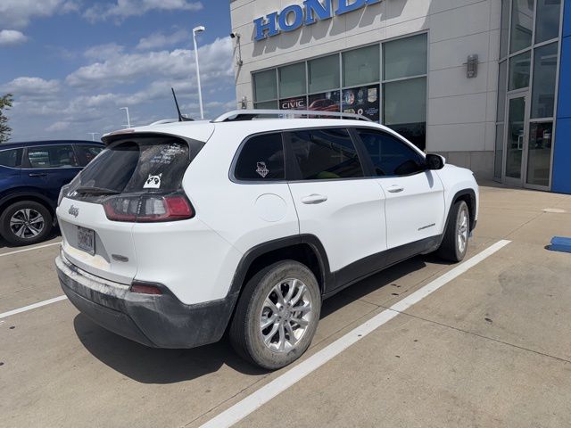 2019 Jeep Cherokee Latitude photo 2