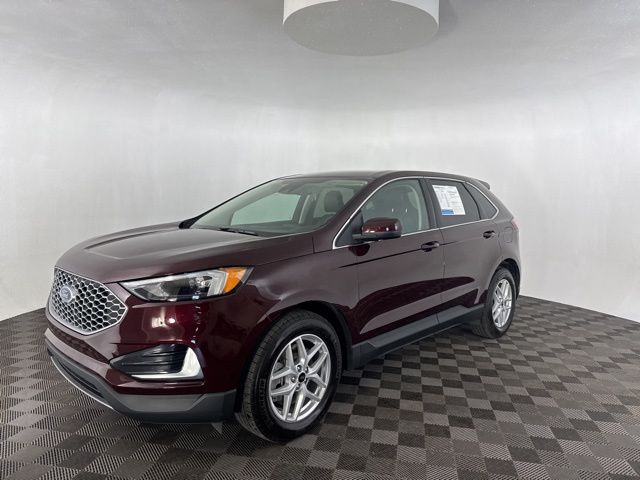 2024 Ford Edge SEL photo 3