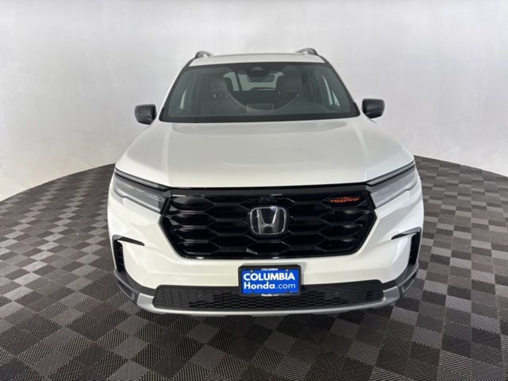 Certified 2025 Honda Pilot TrailSport SUV
