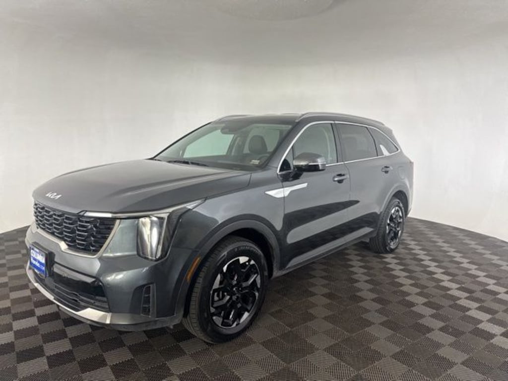 Used 2024 Kia Sorento S SUV
