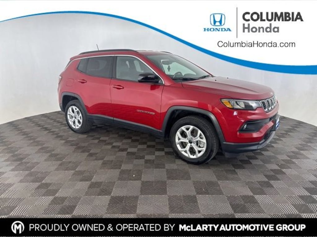Used 2025 Jeep Compass Latitude SUV