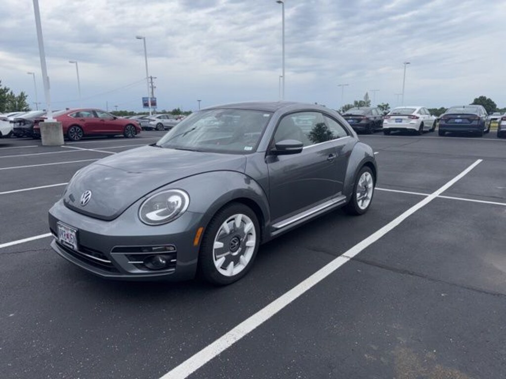 Used 2019 Volkswagen Beetle 2.0T Final Edition SEL Hatchback