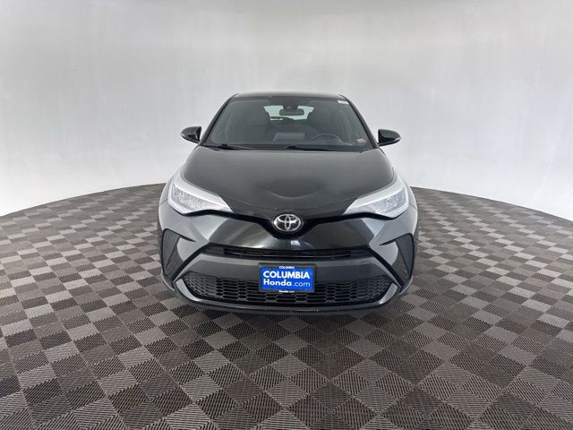 2020 Toyota C-HR XLE photo 2
