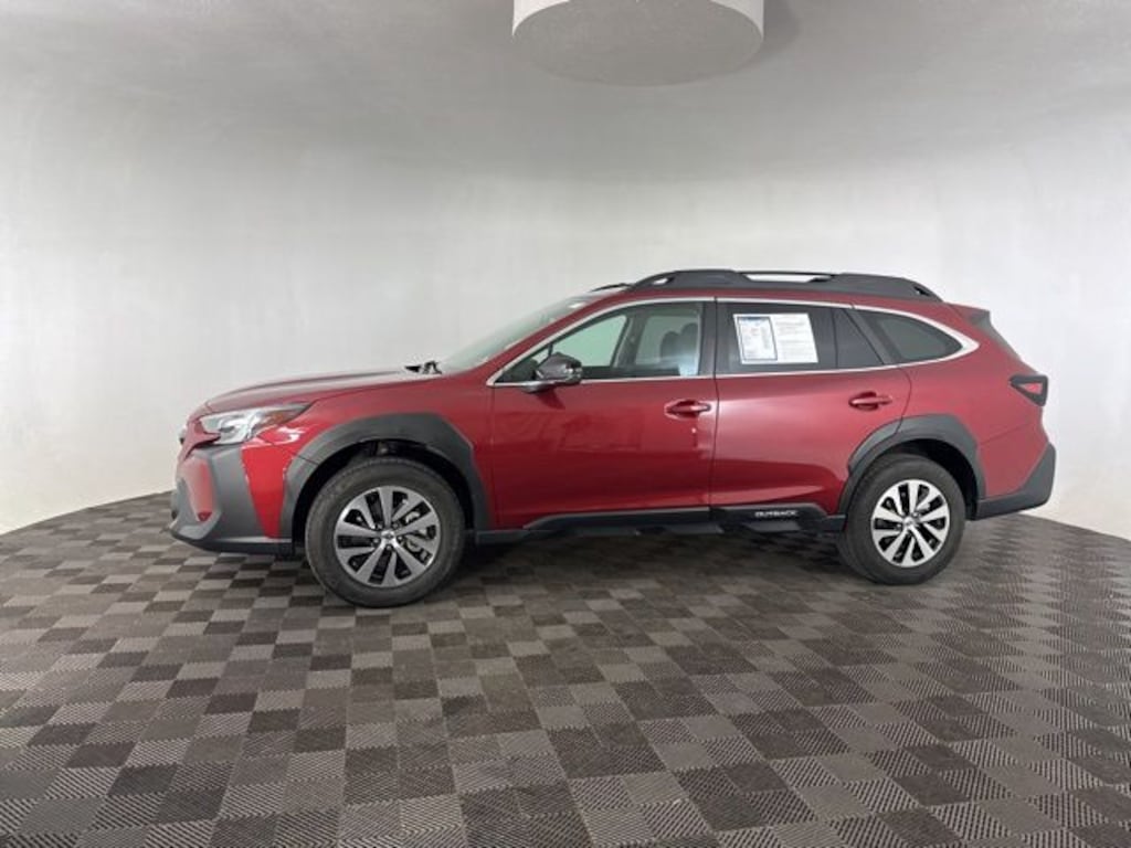 Used 2025 Subaru Outback Premium SUV
