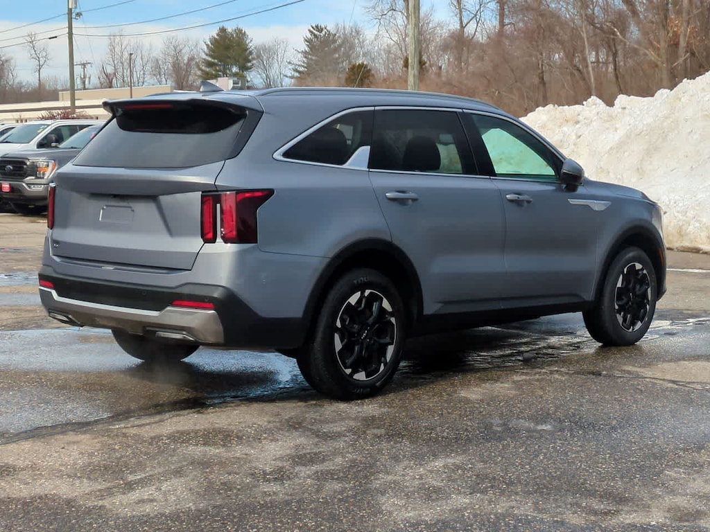 Certified 2024 Kia Sorento S SUV