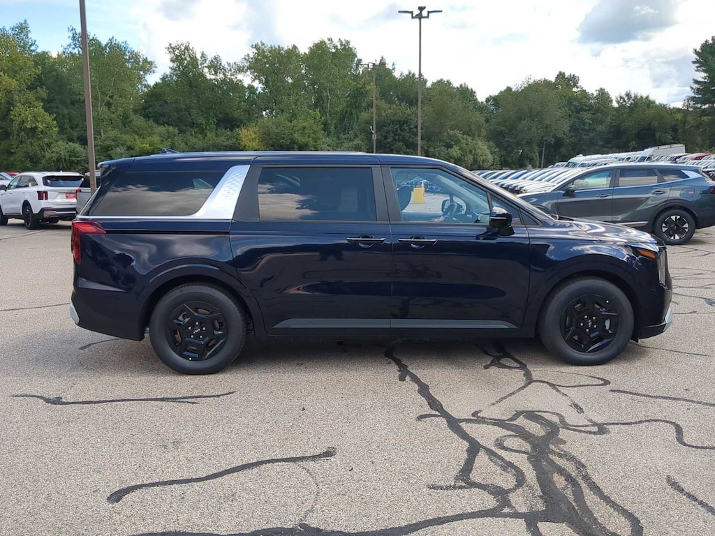 New 2027 Kia Carnival LXS Van Passenger Van