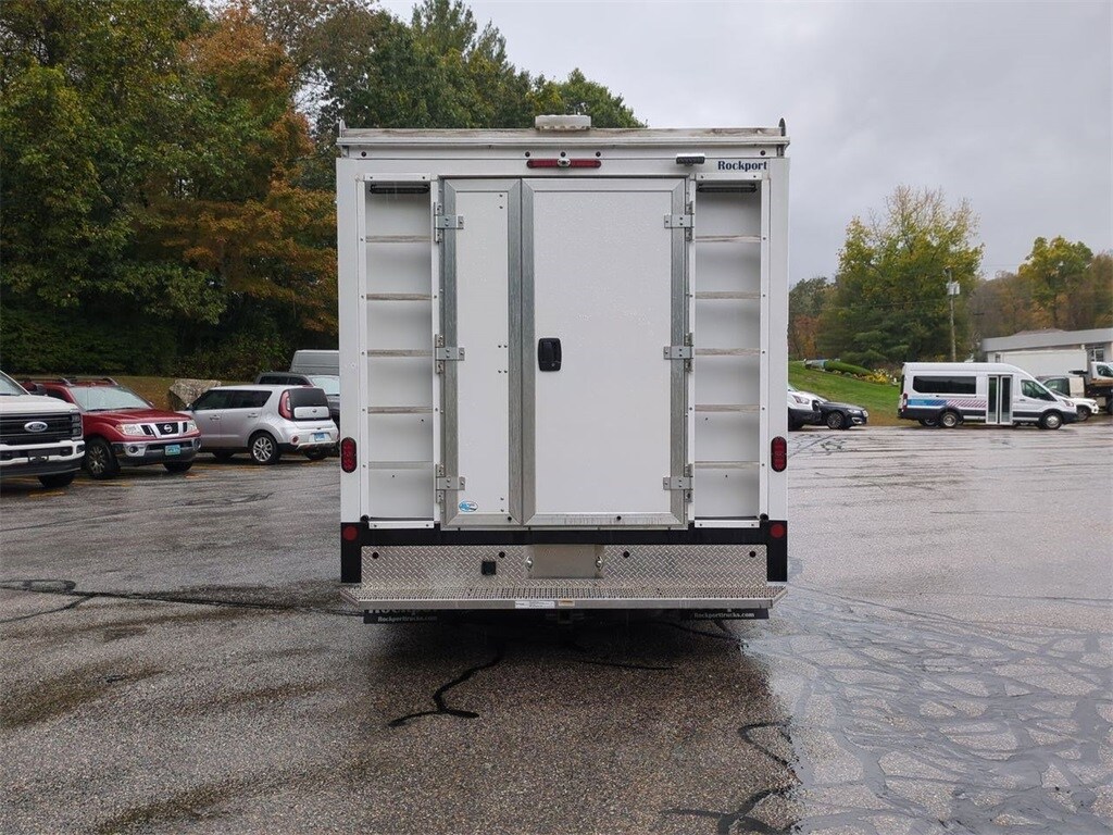2024 Ford E-350 Base photo 4