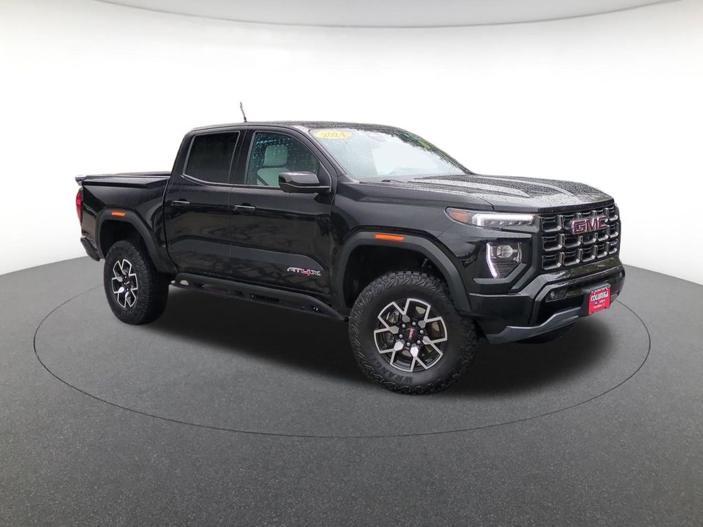 2024 GMC Canyon AT4X's photo