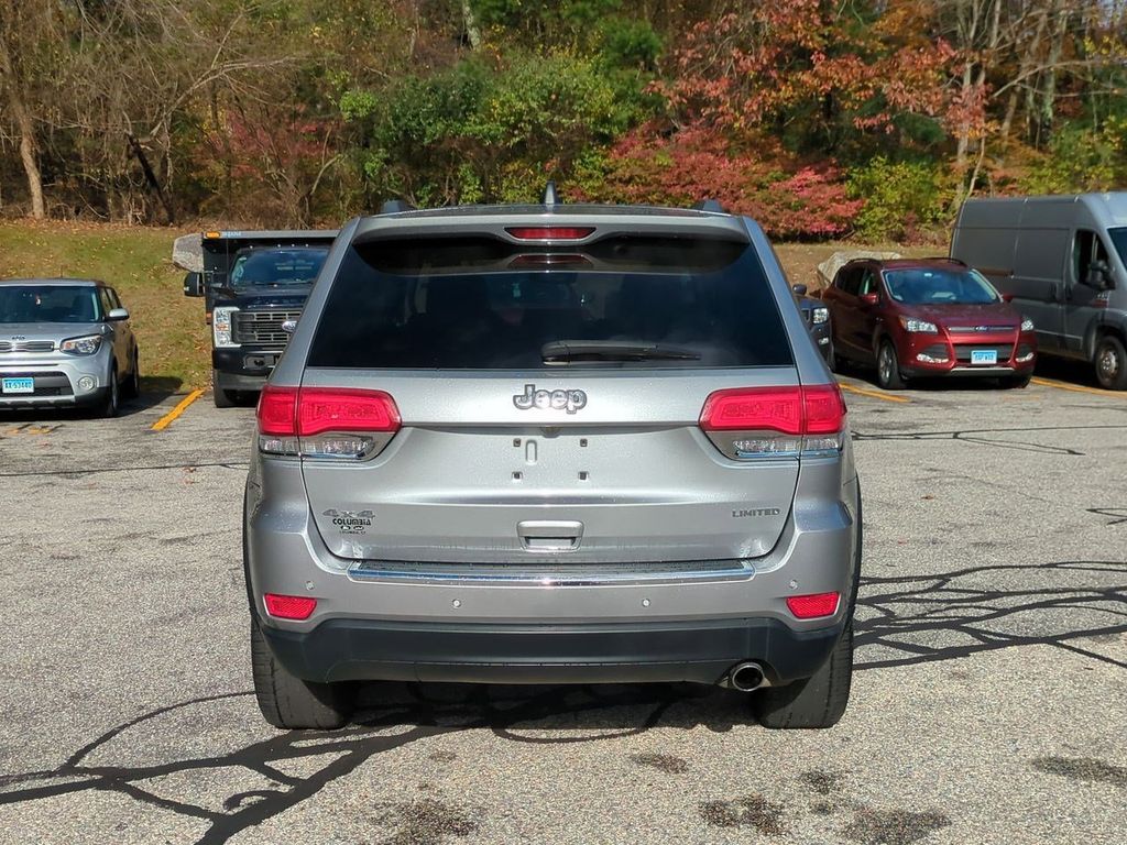 2019 Jeep Grand Cherokee Limited photo 4