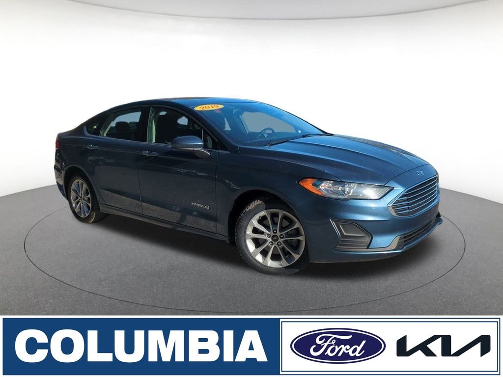 Certified 2019 Ford Fusion Hybrid SE Sedan