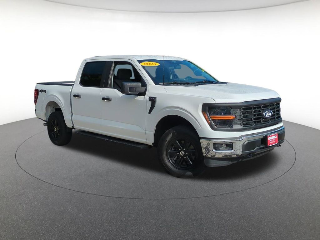 2025 Ford F-150 XL's photo