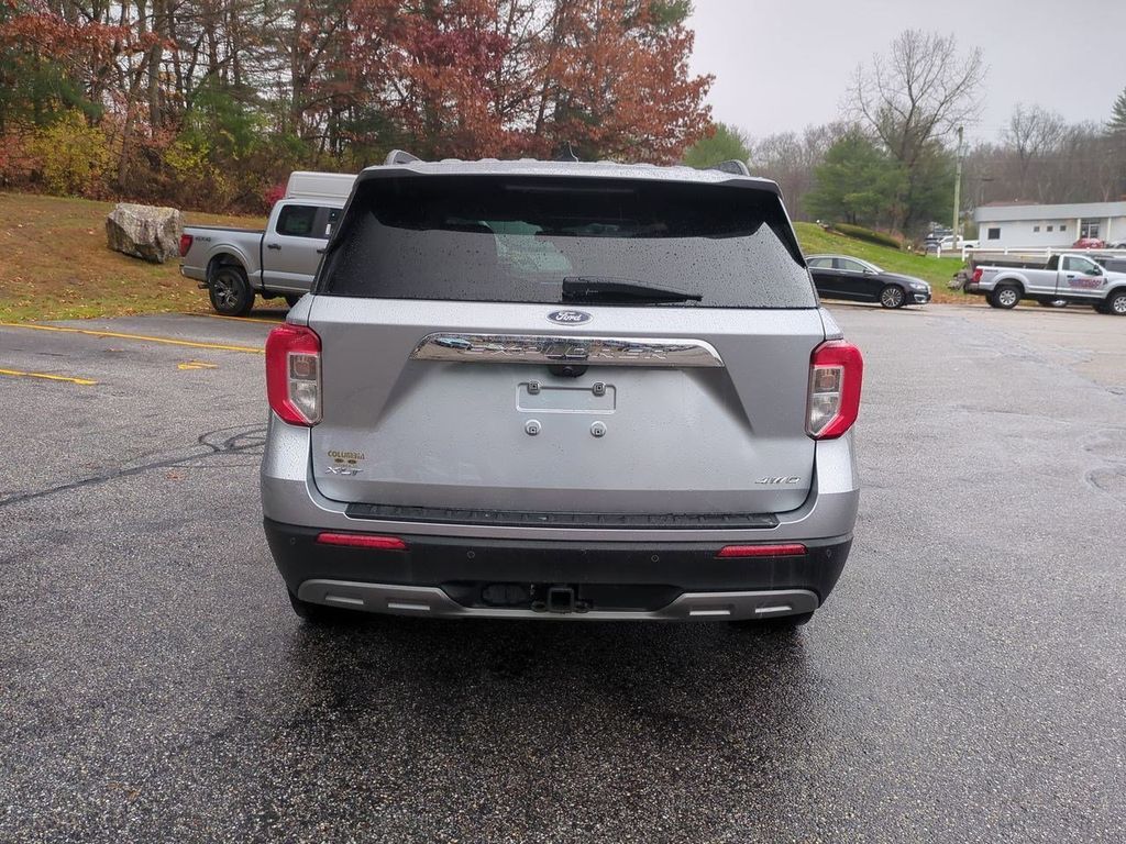 2022 Ford Explorer XLT photo 4