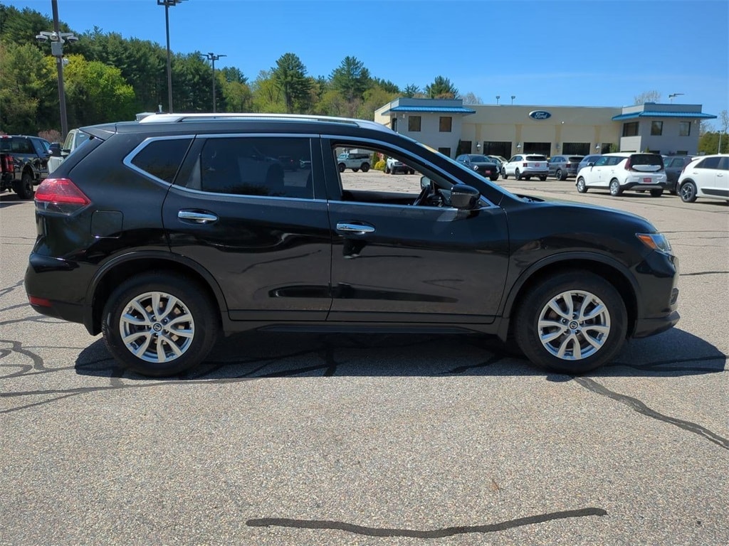 Certified 2020 Nissan Rogue SV with VIN JN8AT2MV0LW140813 for sale in Columbia, CT