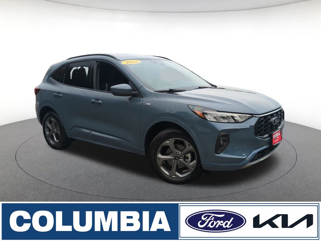 2024 Ford Escape ST-Line Select's photo
