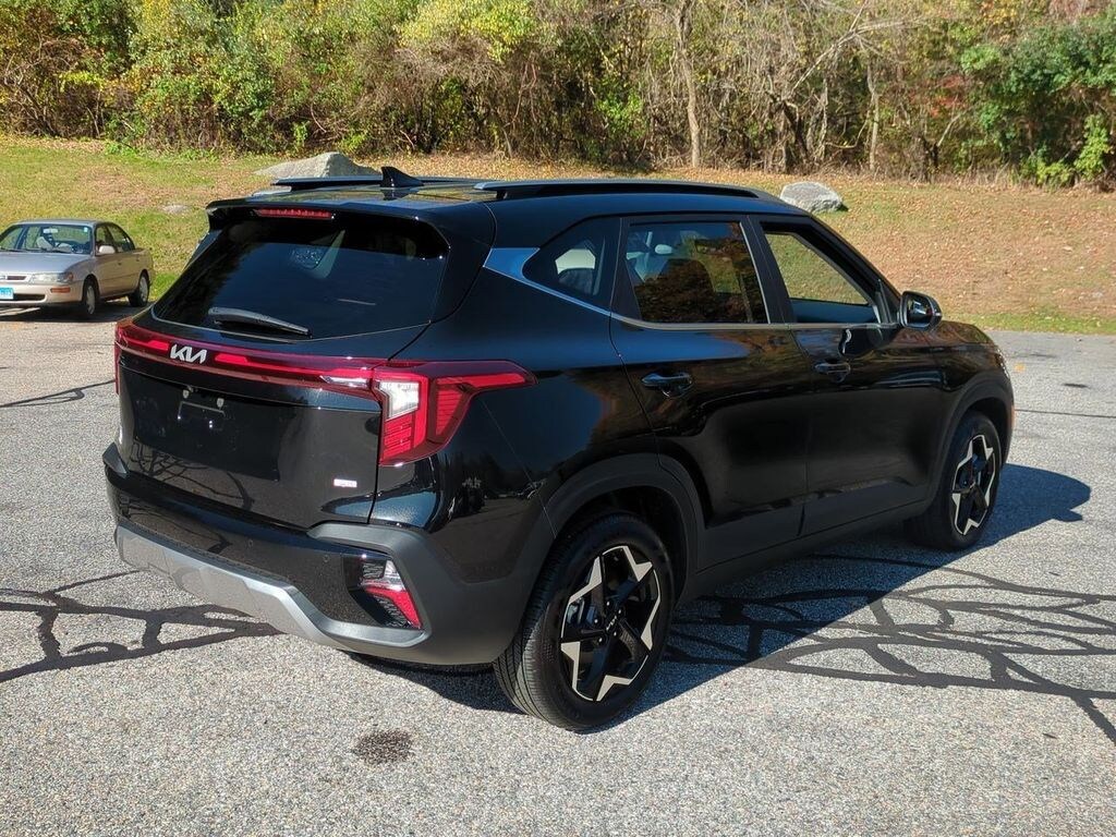 Certified 2025 Kia Seltos EX SUV