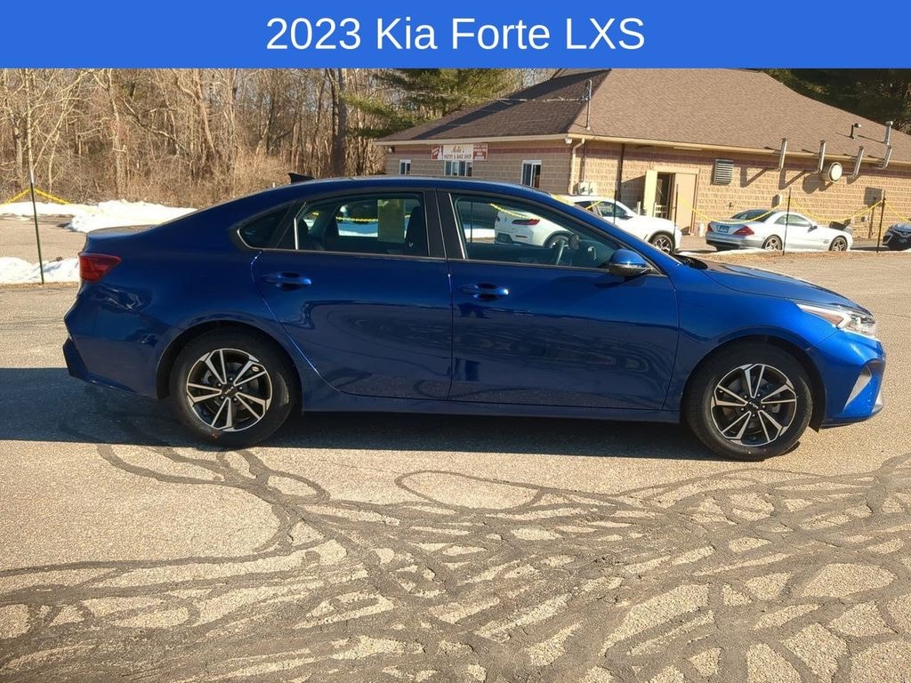 Certified 2023 Kia Forte LXS Sedan