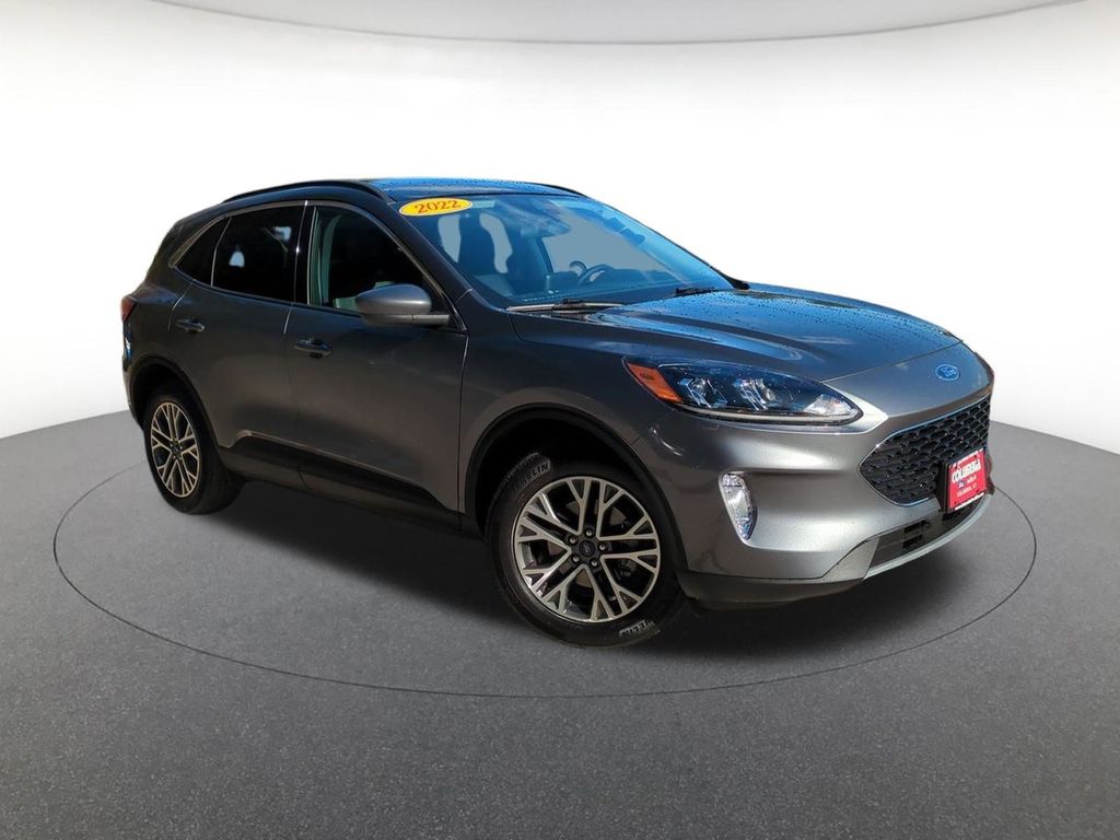 2022 Ford Escape SEL's photo