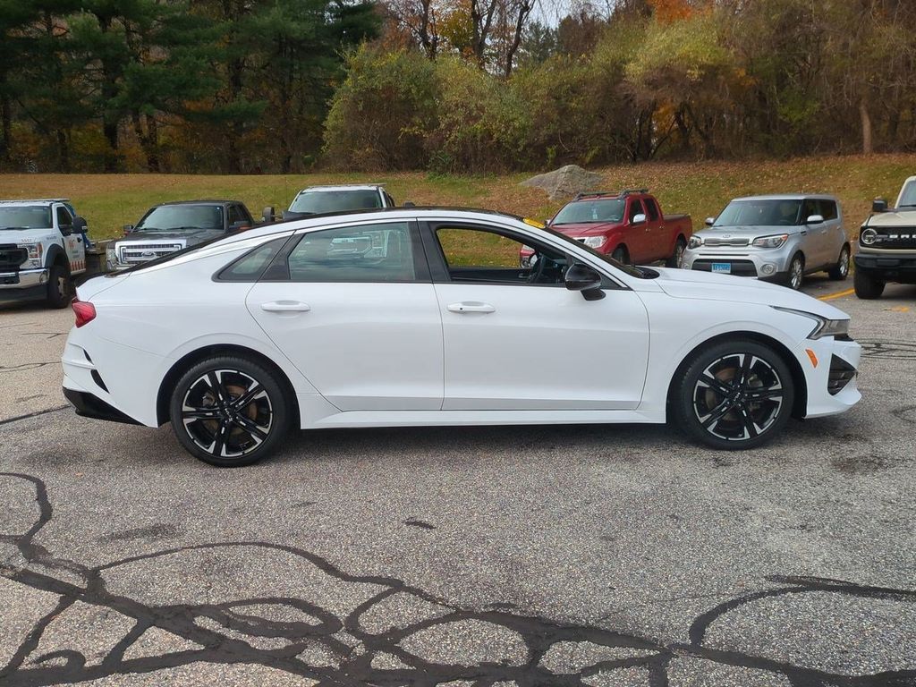 2023 Kia K5 GT-Line photo 2