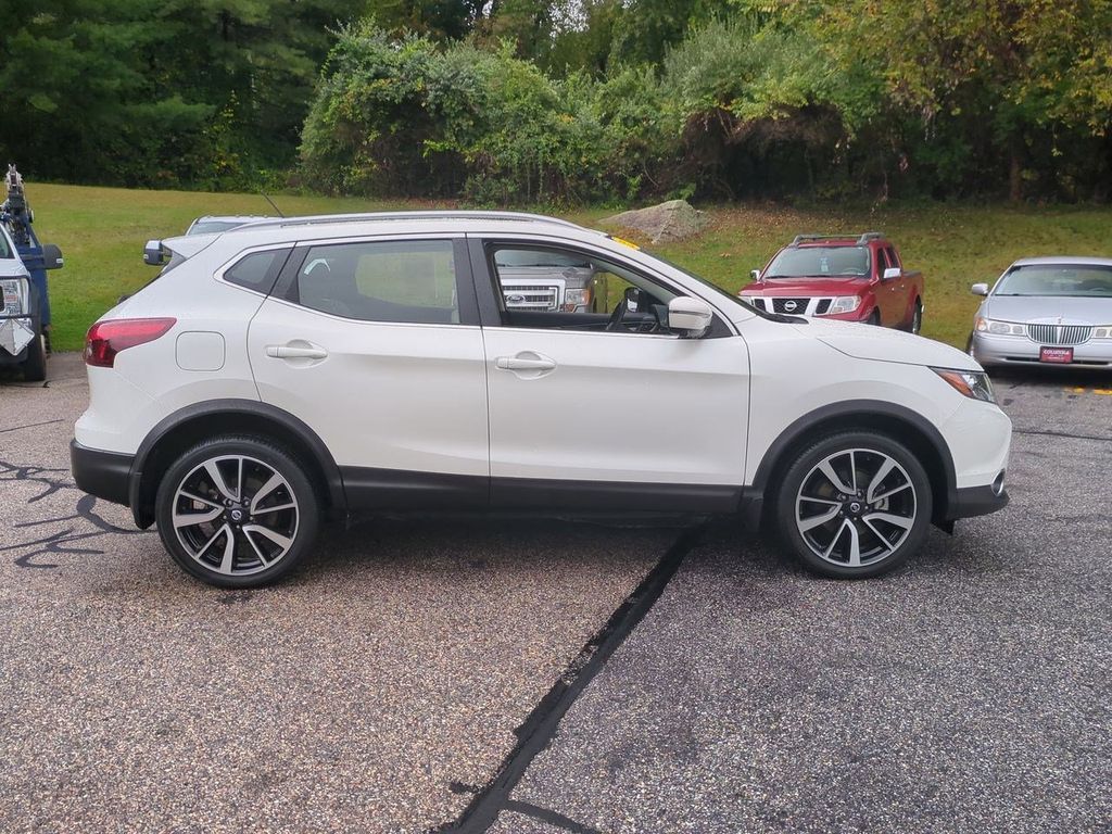 Certified 2018 Nissan Rogue Sport SL with VIN JN1BJ1CP8JW101194 for sale in Columbia, CT