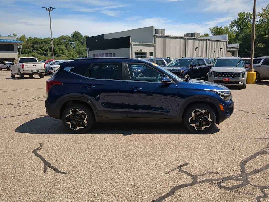 Certified 2024 Kia Seltos EX SUV