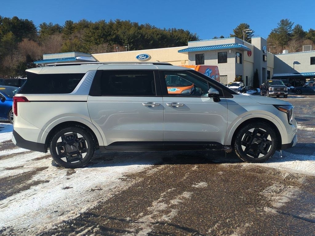New 2026 Kia Carnival EX Van Passenger Van