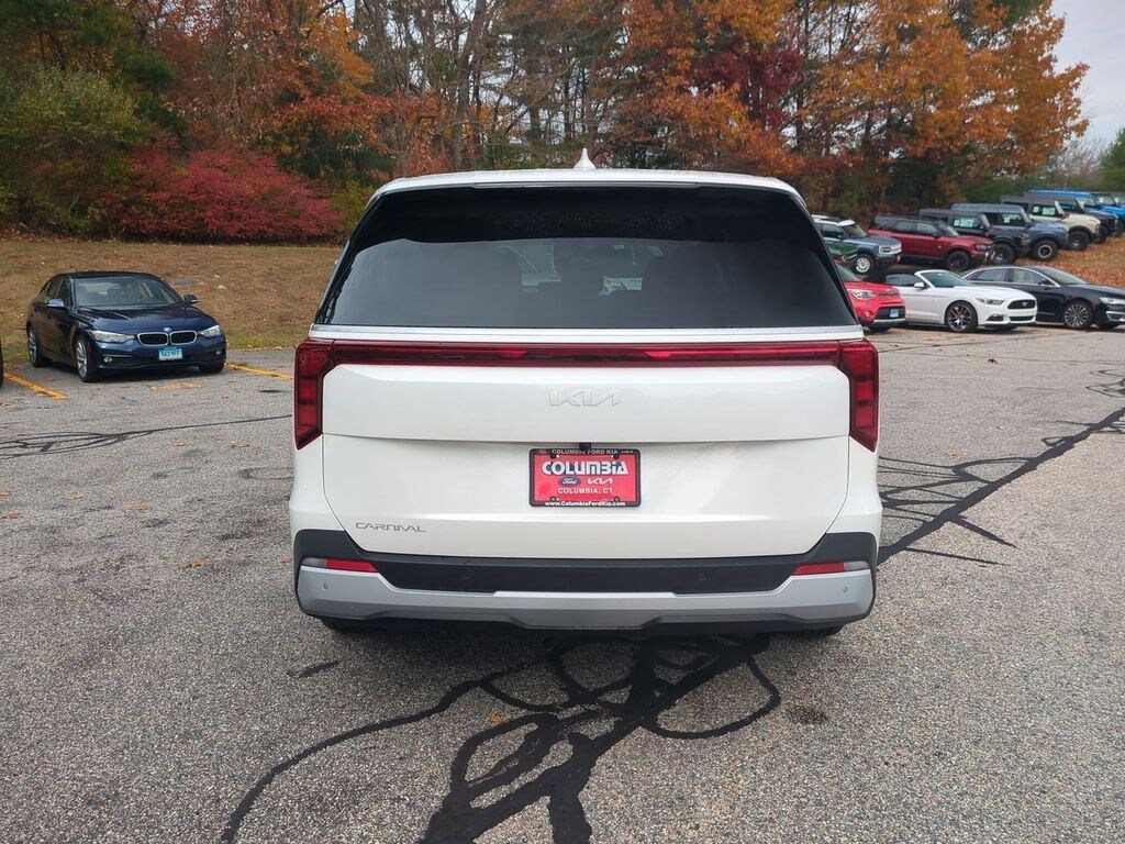 New 2026 Kia Carnival LXS Van Passenger Van