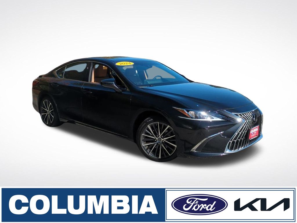2024 Lexus ES 350's photo