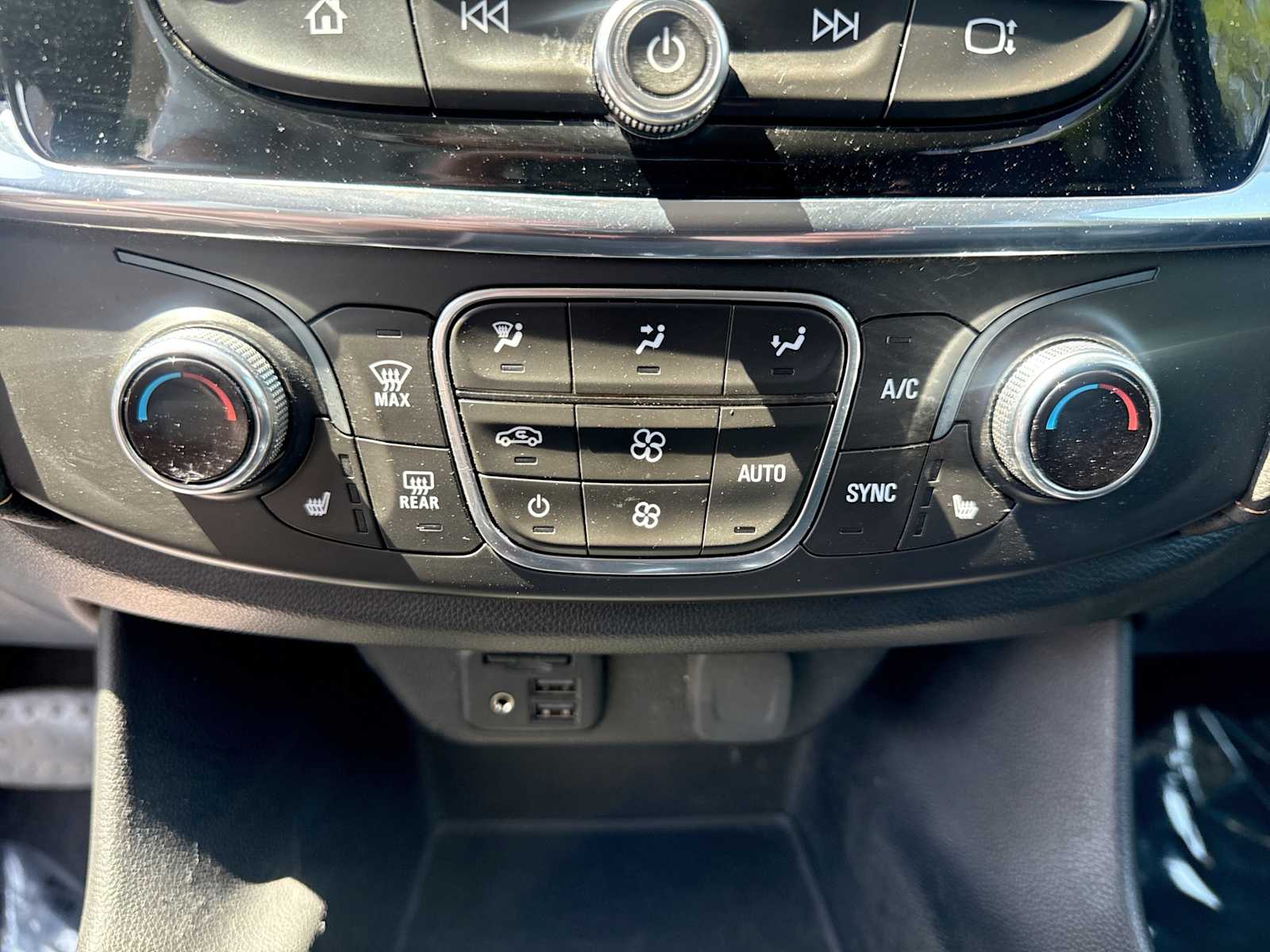 2020 Chevrolet Traverse RS - Photo 16