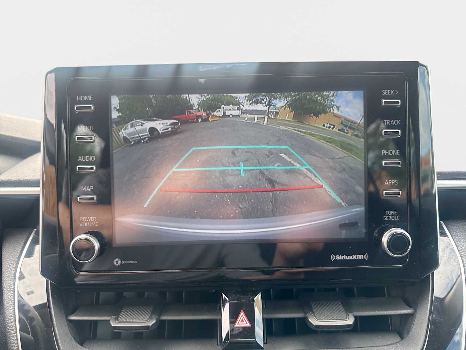 2021 Toyota Corolla LE - Photo 22