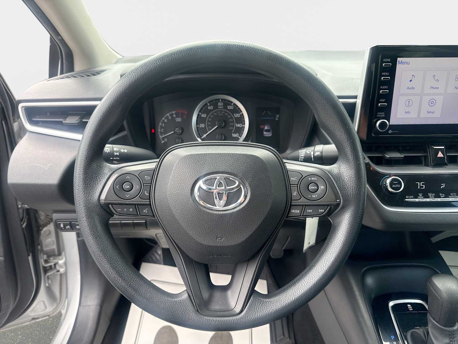 2021 Toyota Corolla LE - Photo 11