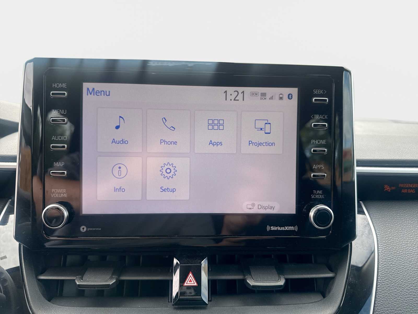 2021 Toyota Corolla LE - Photo 12