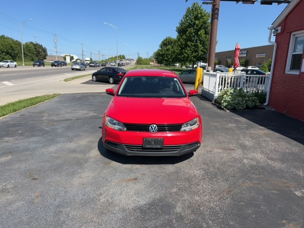 Used 2012 Volkswagen Jetta 2.5L SE w/Convenience Package/PZEV Sedan
