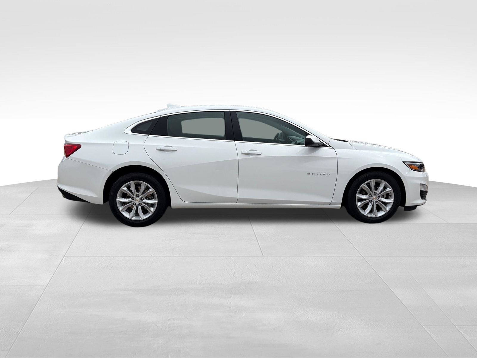 2023 Chevrolet Malibu 1LT - Photo 8